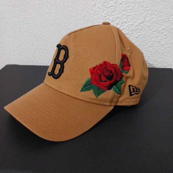 Boston Red Sox Rose Emblem New Era hat - Picture 1 of 9